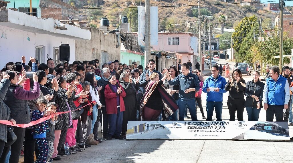 Durango capital renace con más calles pavimentadas por Esteban y Toño