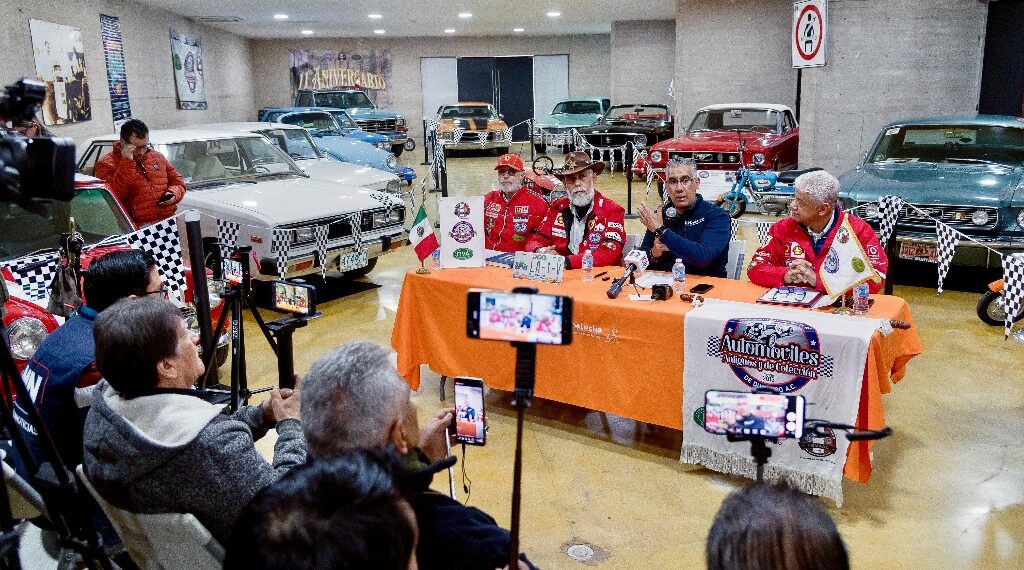 Invita Gobierno Estatal a visitar nueva exhibición de automóviles clásicos en Museo Bebeleche