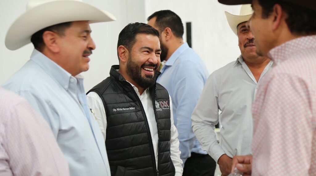 En Guadalupe Victoria, Héctor Herrera reconoce  unidad y compromiso  de ganaderos de Durango