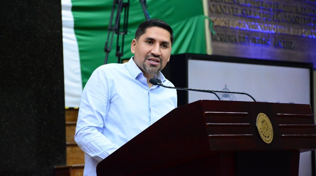 Debemos garantizar el derecho  alimentario en Durango: Fernando Rocha