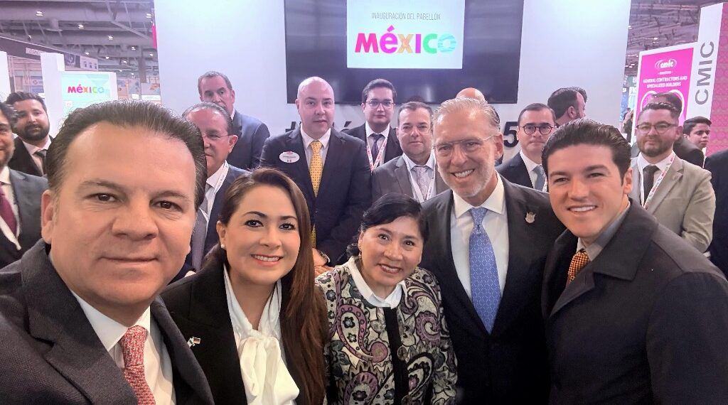 Esteban Villegas posiciona a Durango en el mapa global durante la Hannover Messe 2025