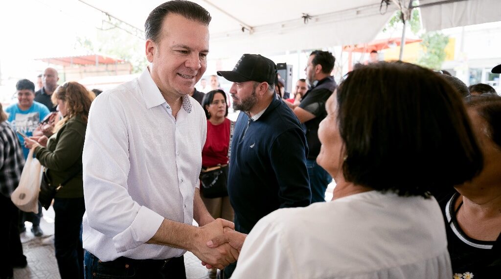 Gómez Palacio avanza con obras viales; vecinos y comerciantes reconocen gestión de Esteban Villegas y Lety Herrera