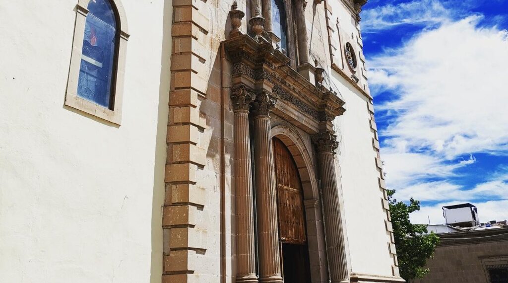 De 50 jóvenes que ingresan al Seminario, se ordenan 3 en promedio al año; pero las parroquias están cubiertas