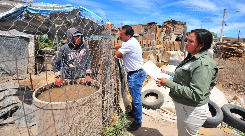 Avanza Municipio por entornos más limpios con retiro de ladrilleras