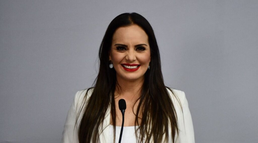 Susy Torrecillas anunció el programa de “Borrón y Cuenta Nueva” en agua potable, predial y licencias de funcionamiento