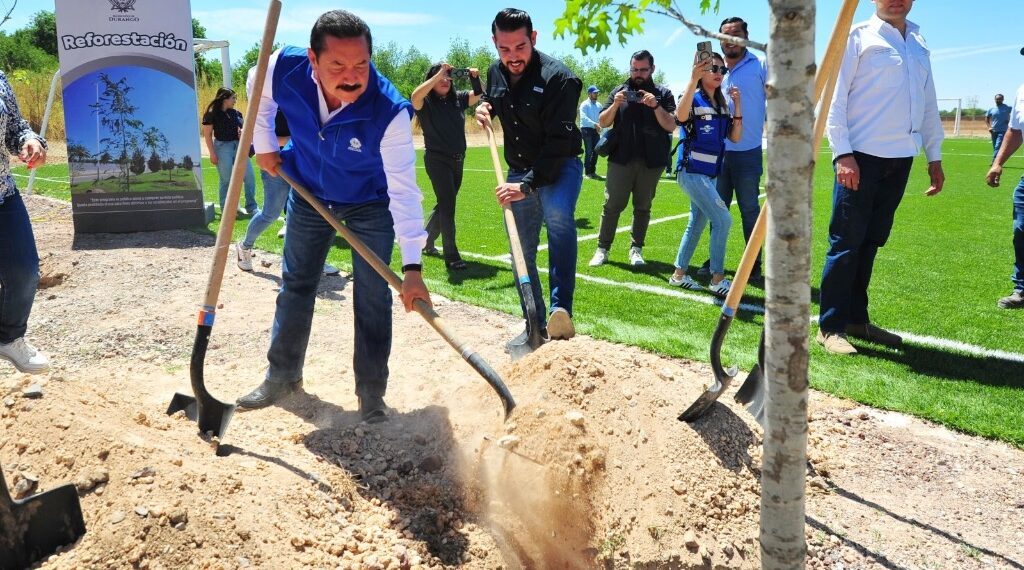 Gobierno Municipal impulsa espacios verdes y dignos en Durango
