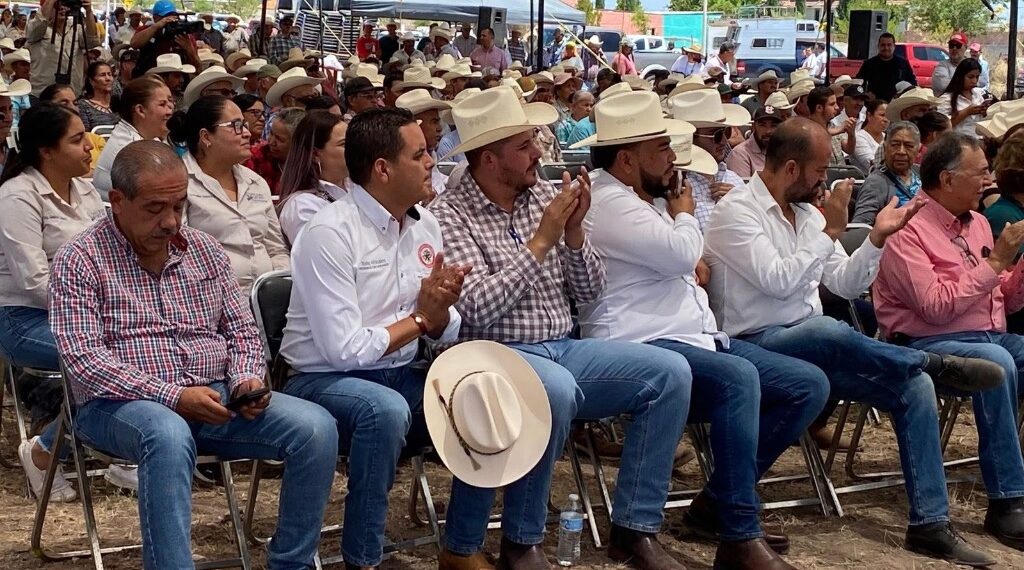 Gobierno de Esteban Villegas respalda al campo duranguense: Toño Morales