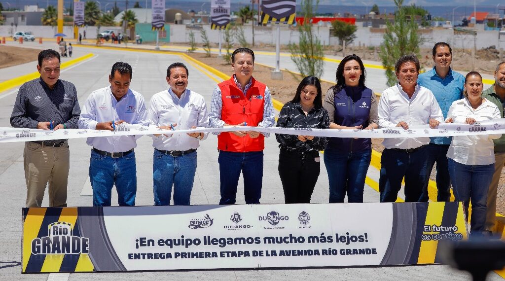 Esteban y Bonifacio entregan vialidad Río Grande; conecta carreteras Mezquital y México con mayor movilidad y seguridad