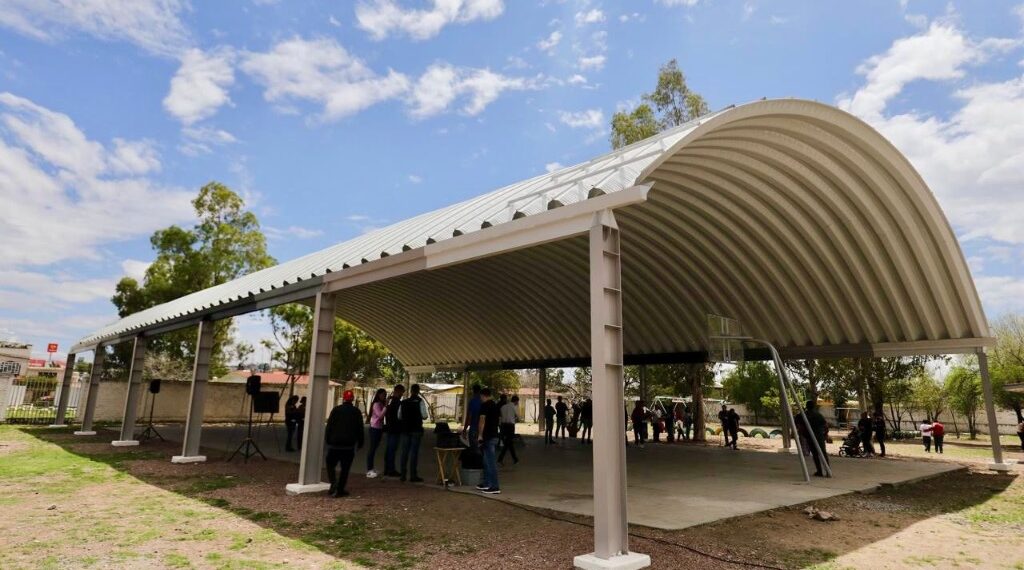 El presidente Bonifacio Herrera impulsa obras que transforman escuelas a través del Presupuesto Participativo