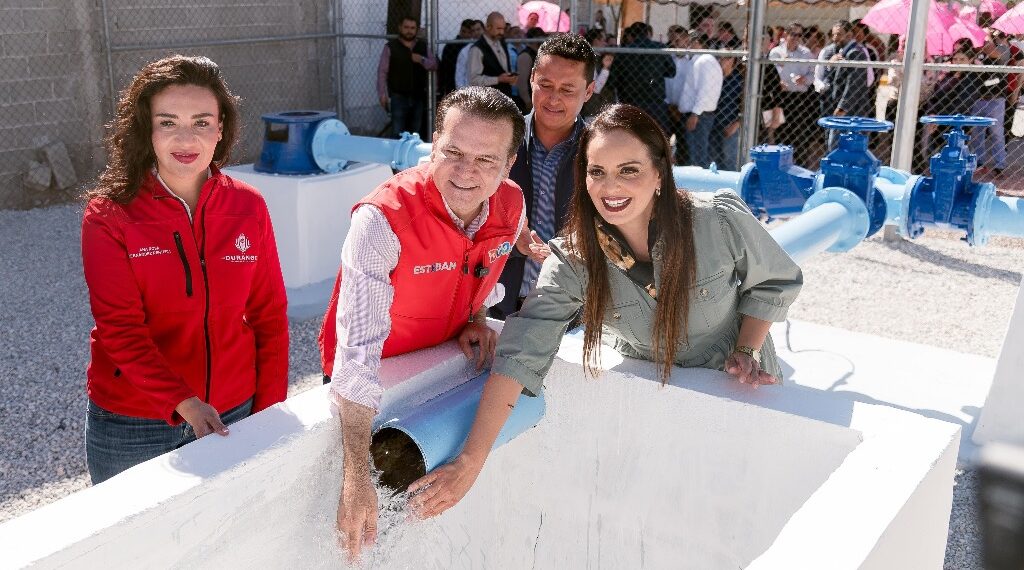 Esteban y Susy mejoran el abasto de agua para 4,500 habitantes con la rehabilitación del pozo Villa Jardín II en Lerdo