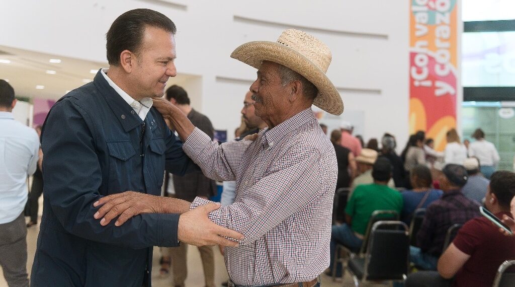 Esteban Villegas se consolida entre los tres gobernadores mejor evaluados de México y fortalece la confianza en Durango