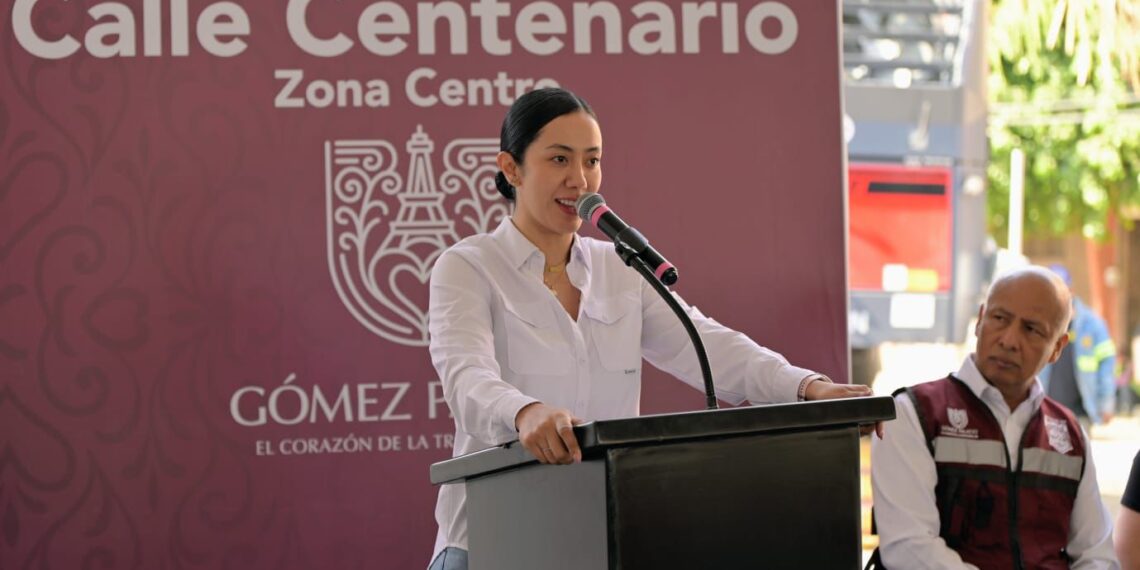Betzabé Martínez pone en marcha la rehabilitación de la calle Centenario