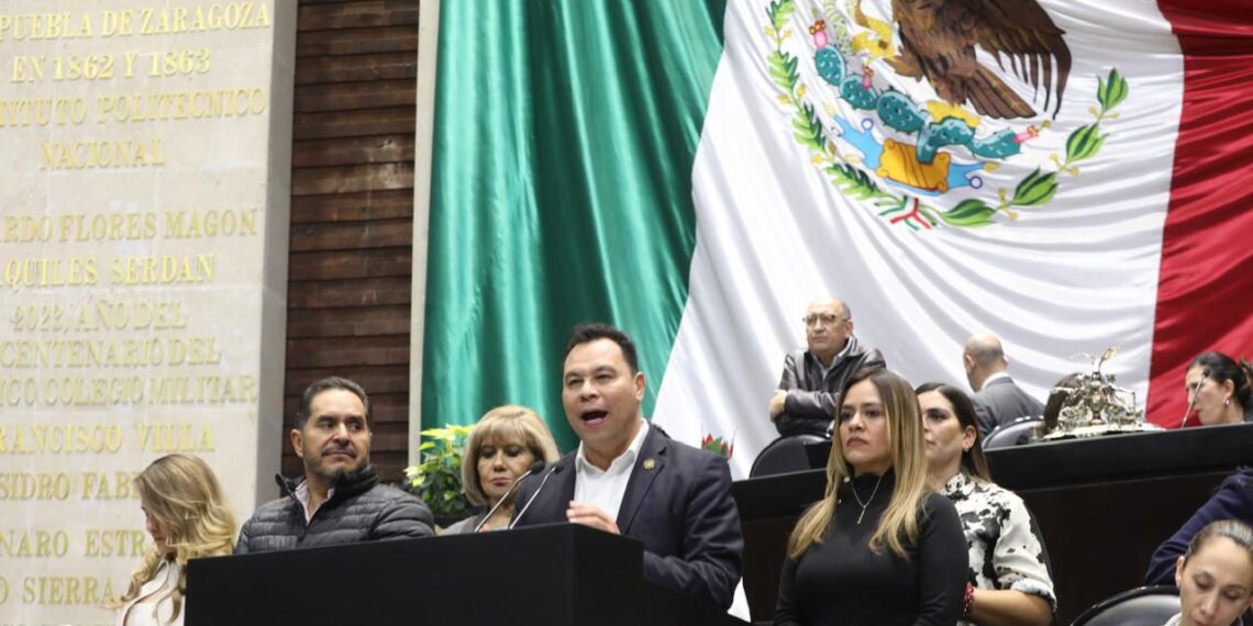 ADVIERTE DIPUTADO ARTURO YÁÑEZ QUE EL PRI LE QUITARÁ LA PATERNIDAD A LEGISLADORES DE MORENA POR APROBAR LEY DE AGUA