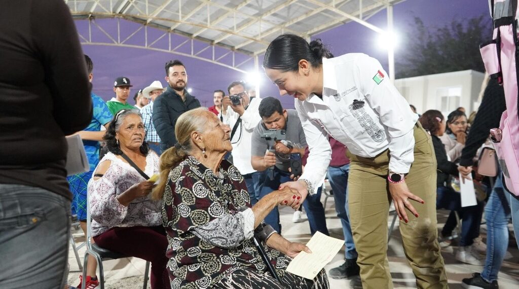 Habitantes del ejido Dolores aprovechan servicios y atención de las Jornadas del Pueblo