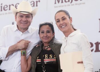 En febrero de 2025, la Presidenta Claudia y el gobernador Esteban fortalecieron la infraestructura, el bienestar y el apoyo al campo en Durango