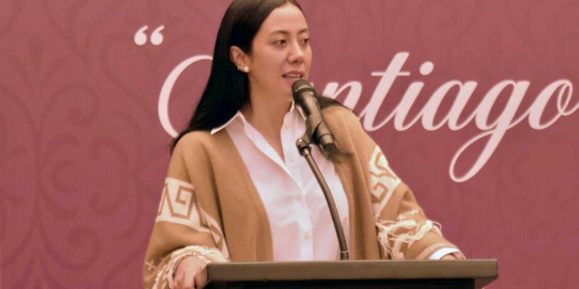 “Gómez Palacio honra a su gente”: Betzabé Martínez entrega la Presea Santiago Lavín Cuadra en el 120 aniversario de la ciudad