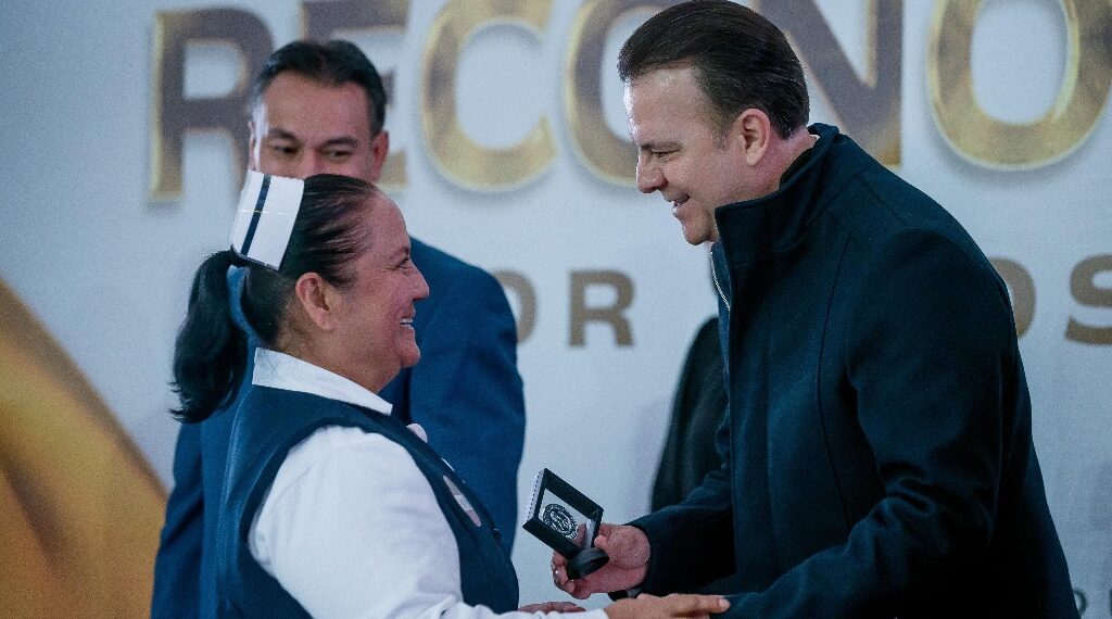 Personal de salud respalda proyectos de Esteban para fortalecer la atención médica en Durango