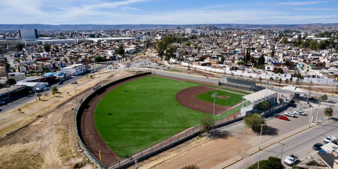 Transforma Durango el predial en deporte, familia y orgullo en el “Memín” Garibay