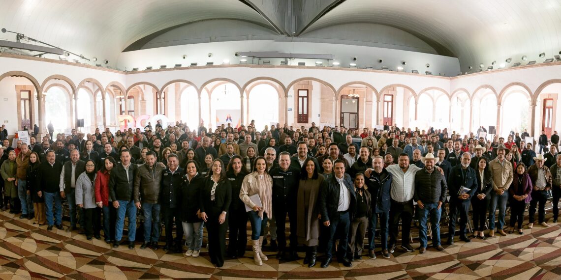 Con atención directa y mesas de trabajo, el Gobernador Esteban Villegas proyecta un 2026 exitoso para todos los municipios
