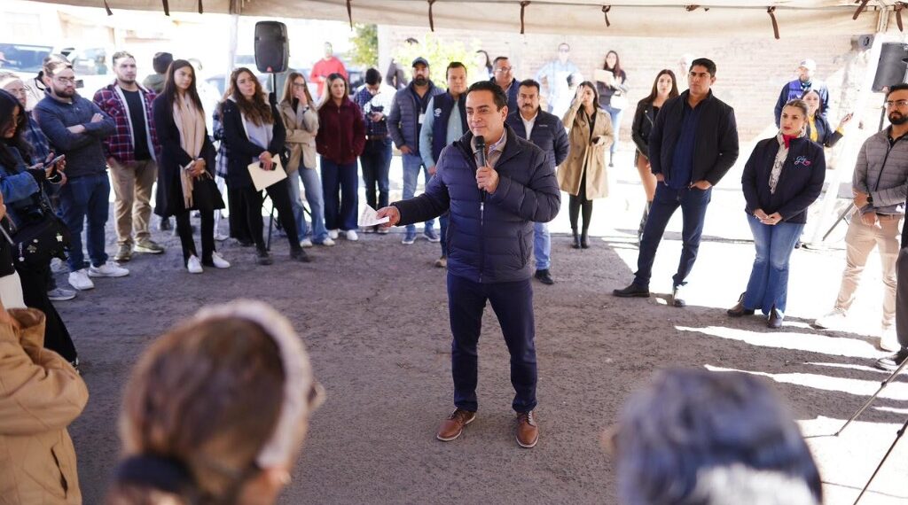 Este es el camino: calle Encino cambia su rostro con pavimentación que dignifica la vida de las y los duranguenses