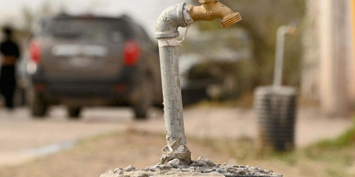 SIDEAPA regresa el agua a la plaza Colosio tras un año de abandono