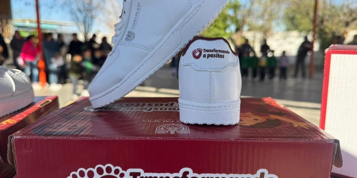 Betza Arranca nueva etapa de “Transformando a Pasitos” con entrega de 500 pares de zapatos