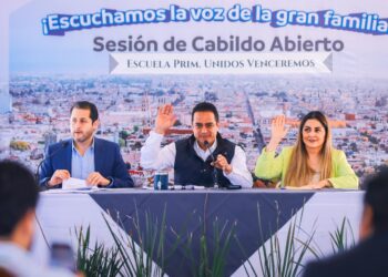 Acerca Toño Ochoa el Cabildo a la gran familia duranguense