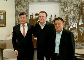 Más empresas chinas muestran interés en invertir en Durango; Esteban se reúne con delegación empresarial del sector minero e industrial