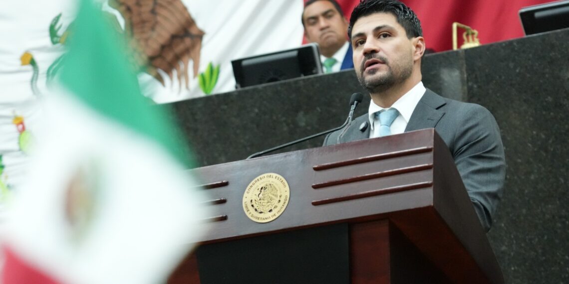 Propone Martín Vivanco fortalecer recaudación del servicio de agua en municipios