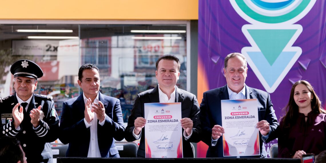 Durango tendrá más de 400 espacios libres de violencia; Gobernador Esteban firma convenio con OXXO en beneficio de las mujeres