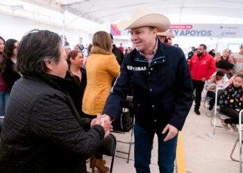 En su gira por los 39 municipios, familias de Vicente Guerrero destacan apoyos en agua, seguridad y certeza jurídica que entregó Esteban Villegas