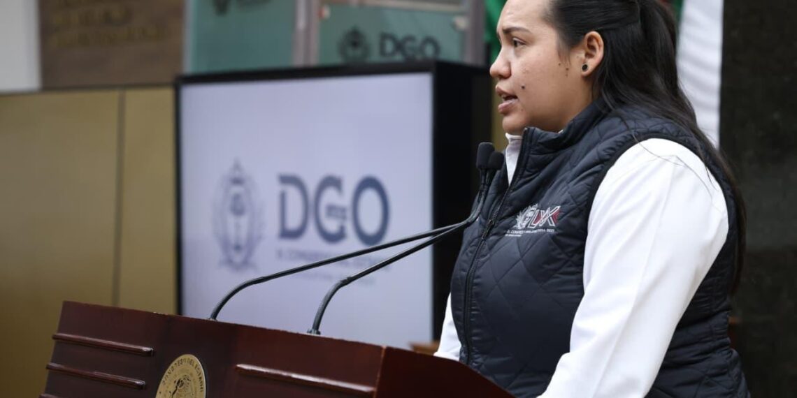 Impulsa Flora Leal enseñanza de idioma en educación básica