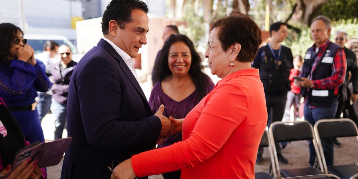 La gran familia duranguense aprueba trabajo de Toño Ochoa