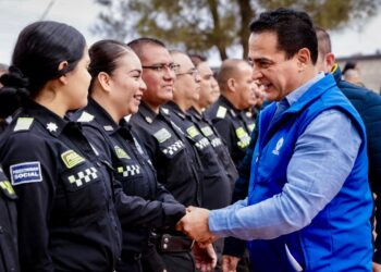 Toño Ochoa cumple con más seguridad para la gran familia con las Perronas 2.0