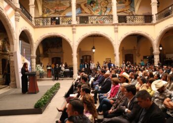 Con diálogo y acuerdos, Congreso traza rumbo legislativo: Sandra Amaya