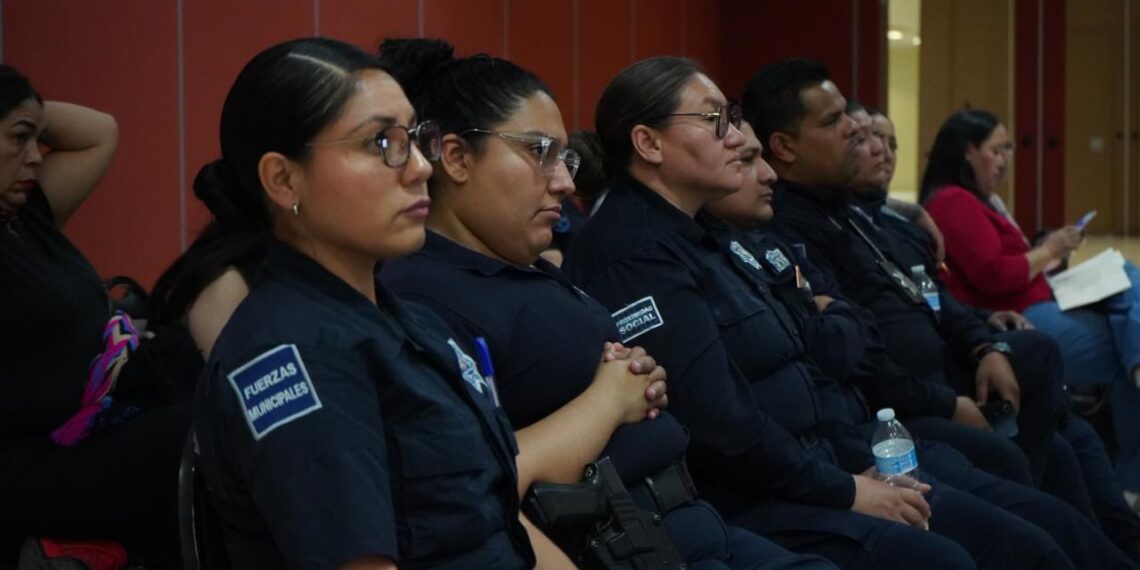 Más de 100 actores clave se capacitan en salud mental en Gómez Palacio