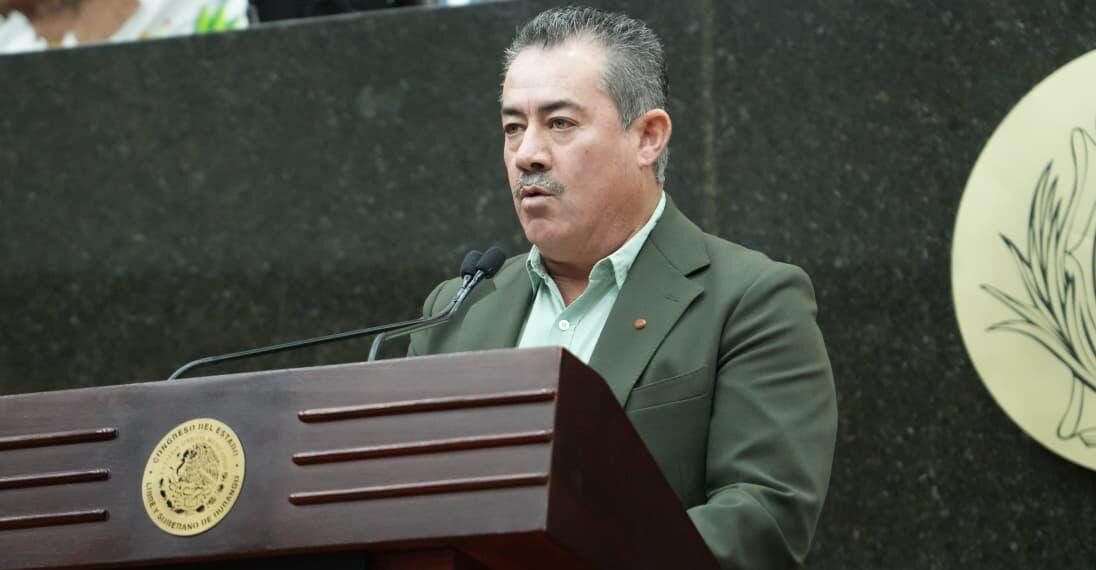 Plantea Osbaldo Santillán fortalecer uso correcto del español en escuelas