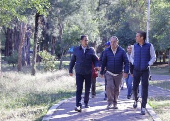 Con mantenimiento y rehabilitación, Toño Ochoa mejora el Sahuatoba como espacio de salud y convivencia