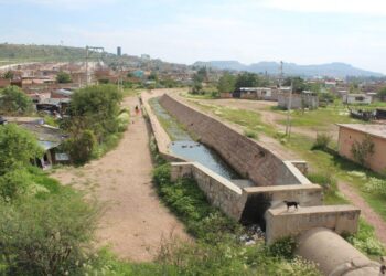 Persisten colonias irregulares en Durango; gobierno reporta avances en titulación