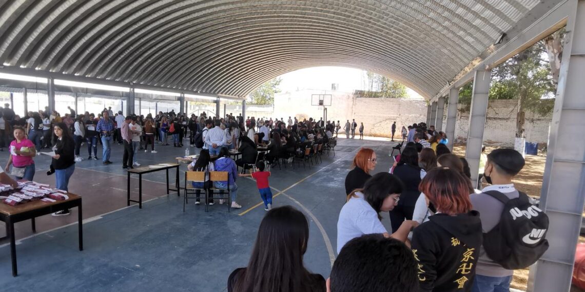 Secretaría de Educación reporta hasta siete incidentes diarios de supuestas amenazas y retos virales en escuelas de Durango