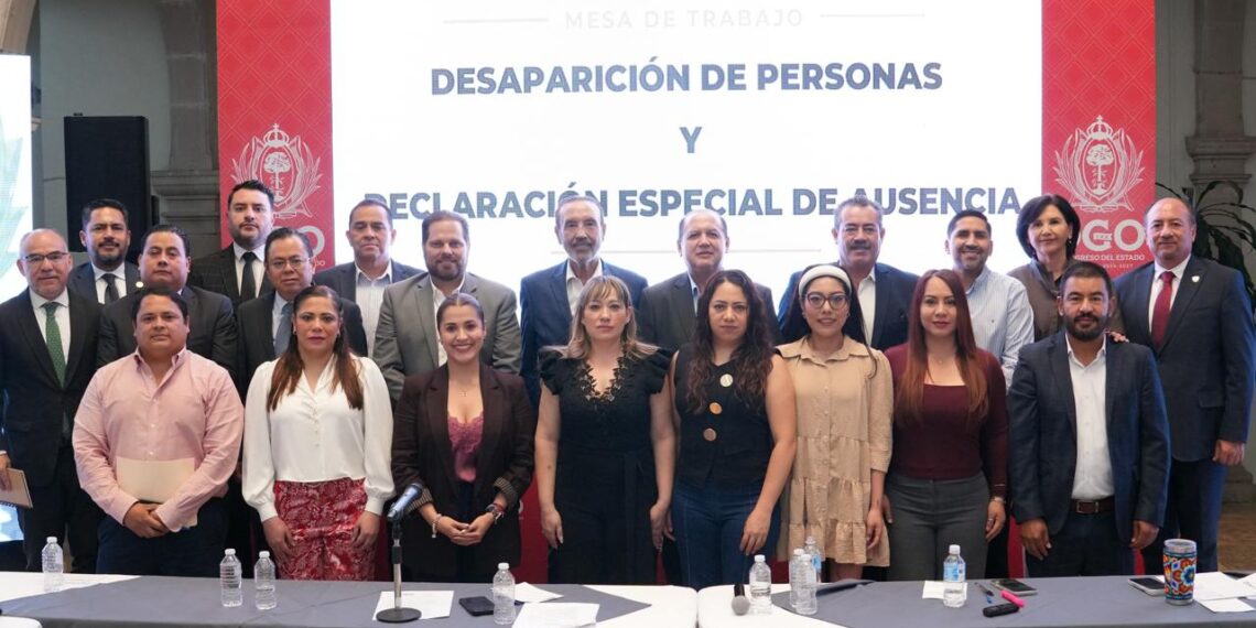 Realizan mesa de trabajo   Fortalece Congreso coordinación institucional con poderes ejecutivo y judicial