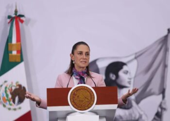 Sheinbaum exige explicaciones a Chihuahua por acuerdos con EU fuera de la ley.