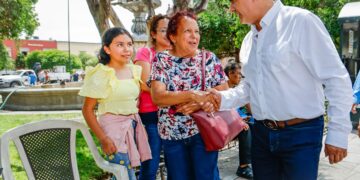 Más orden al manejar, más seguridad al caminar: Toño Ochoa suma señalización y trabajo coordinado en el Centro Histórico
