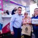 Adultos mayores merecen atención, cariño y dignidad; Toño Ochoa lleva “Apapacho Express” hasta sus hogares
