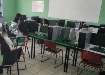 Comerciantes de Durango se oponen a anticipación de salida vacacional de los estudiantes