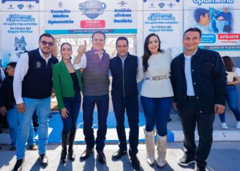 Lleva Toño Ochoa salud gratuita con nueva Clínica Seguro Familiar