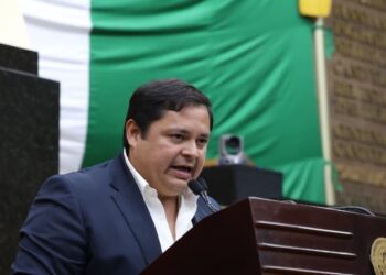 Busca Ulises Adame se regularice servicio de mototaxis