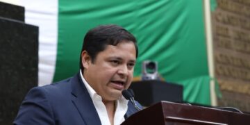 Busca Ulises Adame se regularice servicio de mototaxis