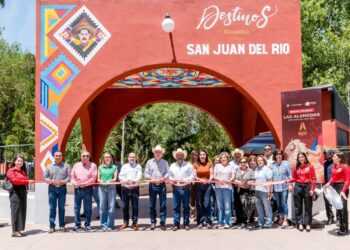 Cierra Esteban con “punch” Gira Por Los 39 Municipios; lleva 174 mdp a San Juan del Río y lo transforma