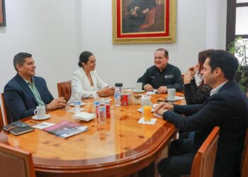 Plantea Betzabé Martínez ante el Congreso solución de fondo al drenaje de Gómez Palacio